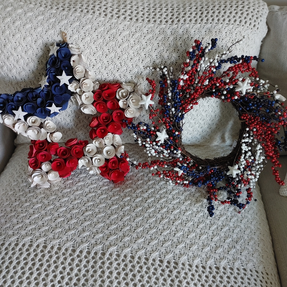 Patriotic wreaths